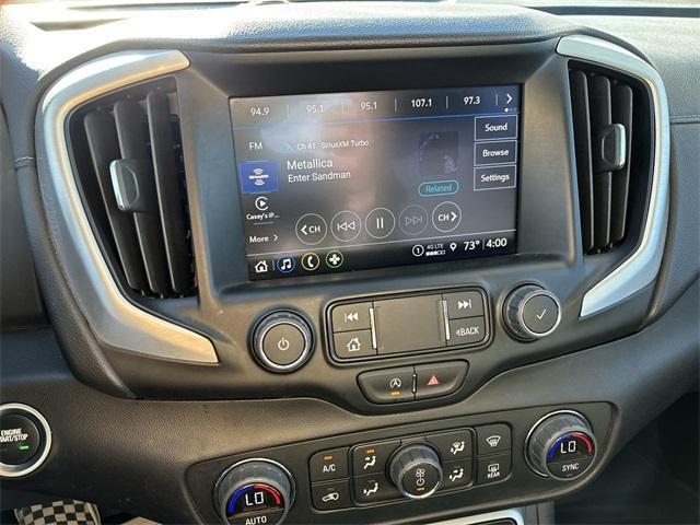 Photo of 2024 Summit White GMC Terrain