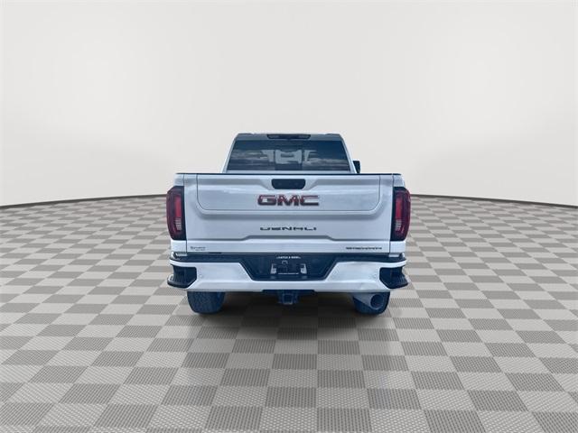 Photo of 2023 White GMC Sierra 2500