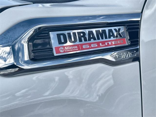 Photo of 2023 White GMC Sierra 2500
