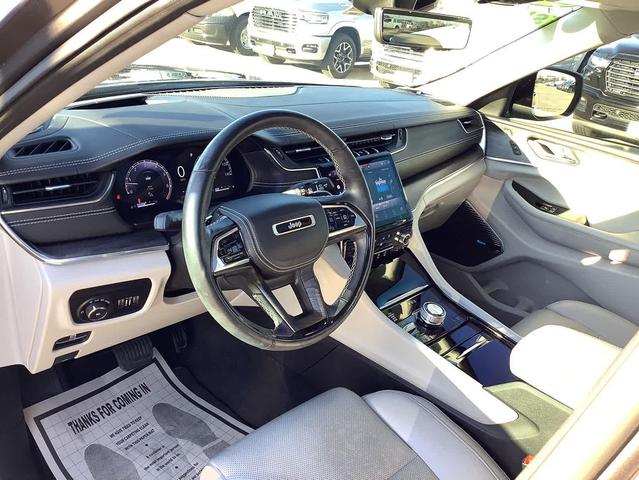 Photo of 2021 Baltic Gray Metallic Clearcoat Jeep Grand Cherokee L