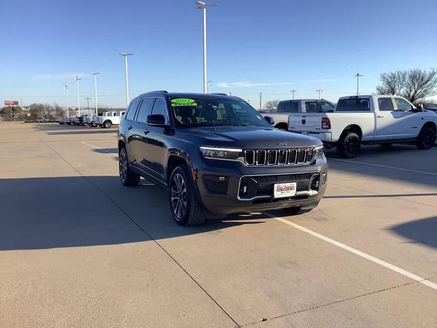 Photo of 2021 Baltic Gray Metallic Clearcoat Jeep Grand Cherokee L