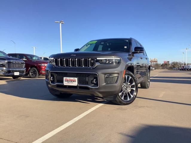 Photo of 2021 Baltic Gray Metallic Clearcoat Jeep Grand Cherokee L