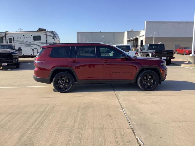 Photo of 2024 Velvet Red Pearlcoat Jeep Grand Cherokee L