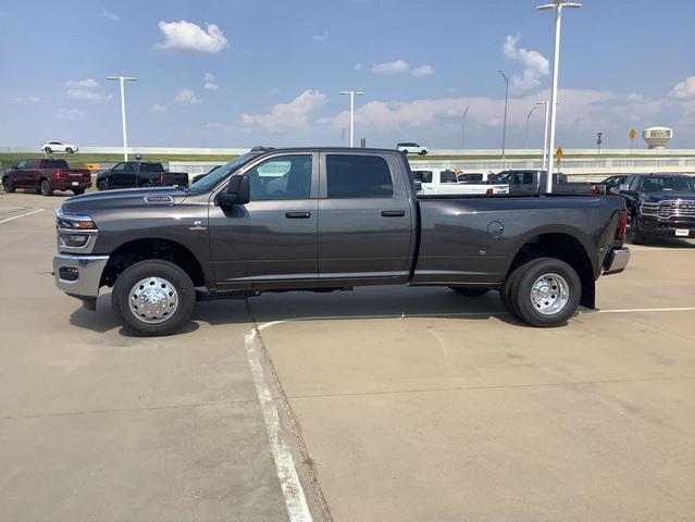 Photo of 2026 Granite Crystal Metallic Clearcoat RAM 3500