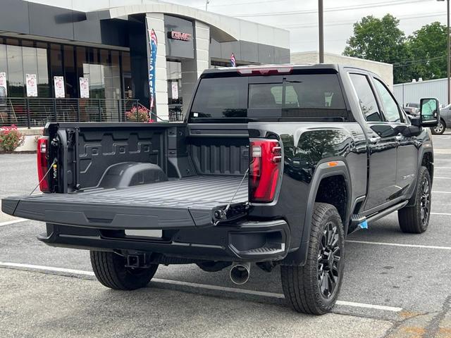 Photo of 2025 Onyx Black GMC Sierra 2500