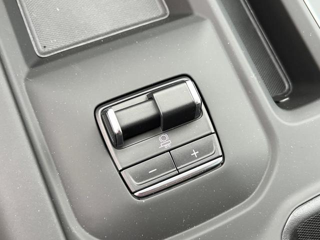 Photo of 2025 Onyx Black GMC Sierra 2500