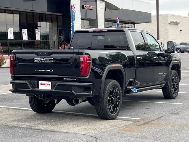 Photo of 2025 Onyx Black GMC Sierra 2500