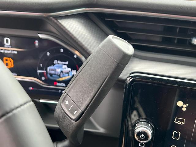Photo of 2025 Onyx Black GMC Sierra 2500