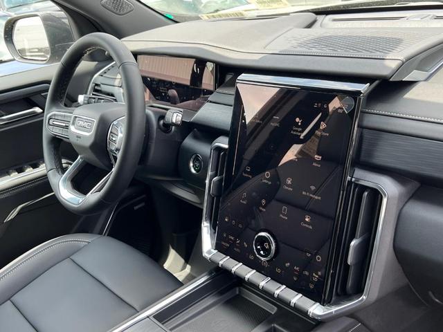 Photo of 2025 Ebony GMC Acadia
