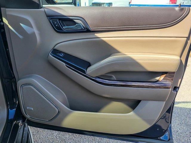 Photo of 2018 Dark Sapphire Blue Metallic GMC Yukon