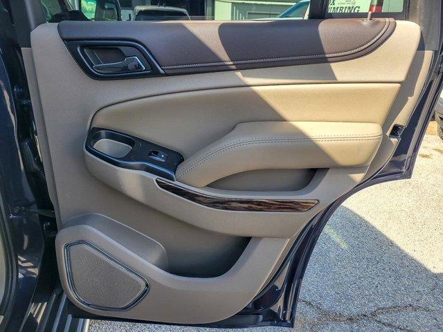 Photo of 2018 Dark Sapphire Blue Metallic GMC Yukon