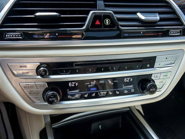 Photo of 2019 Azurite Black Metallic BMW M760