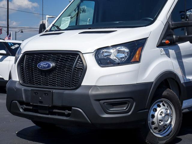 Photo of 2022 Oxford White Ford Transit-350