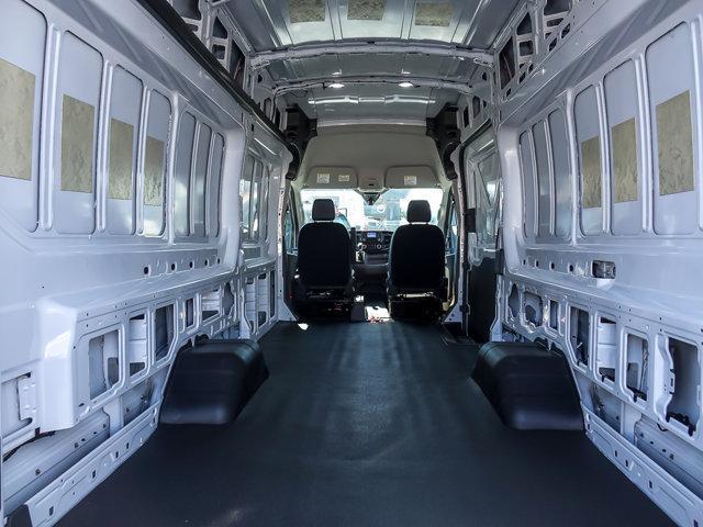 Photo of 2022 Oxford White Ford Transit-350