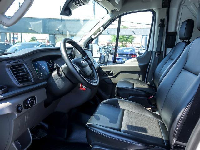 Photo of 2022 Oxford White Ford Transit-350