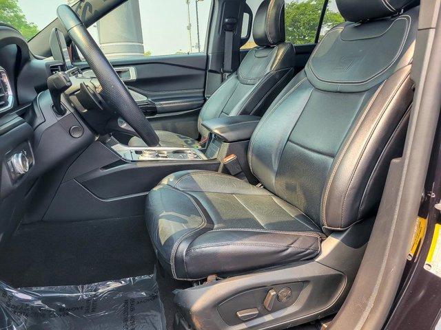 Photo of 2021 Agate Black Metallic Ford Explorer