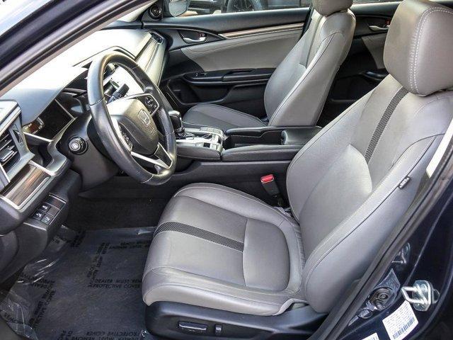 Photo of 2019 Platinum White Pearl Honda Civic