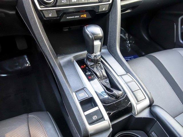 Photo of 2019 Platinum White Pearl Honda Civic