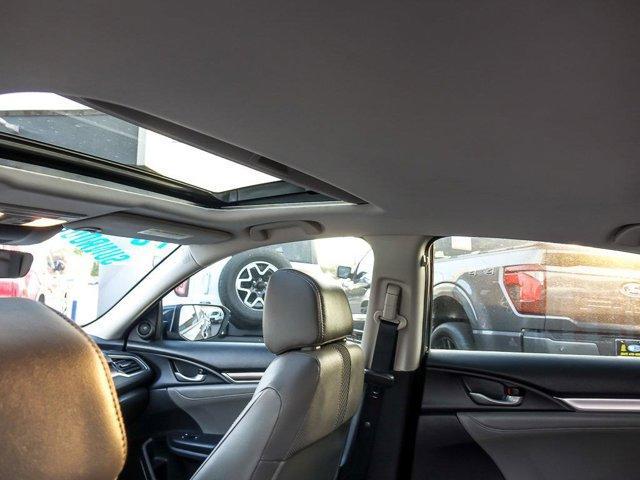 Photo of 2019 Platinum White Pearl Honda Civic