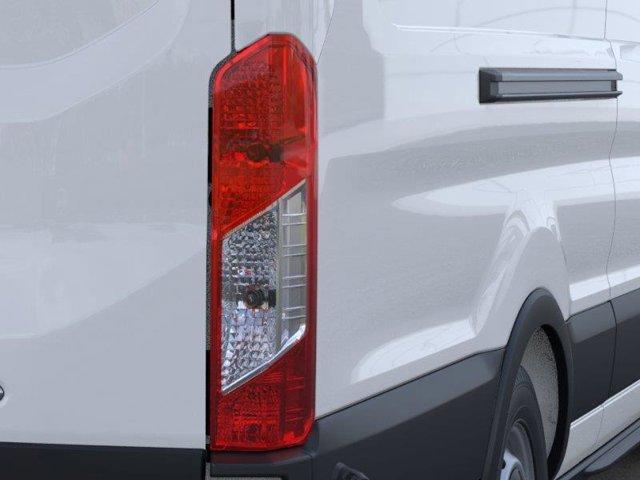 Photo of 2025 Oxford White Ford Transit-350