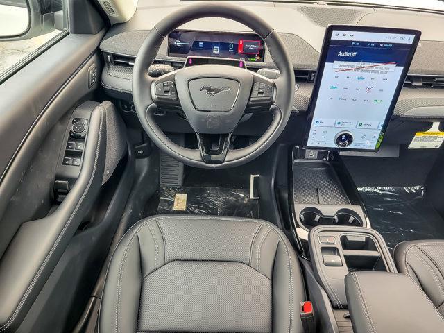 Photo of 2025 Star White Ford Mustang Mach-E