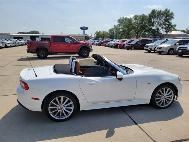Photo of 2017 Bianco Gelato White FIAT 124 Spider