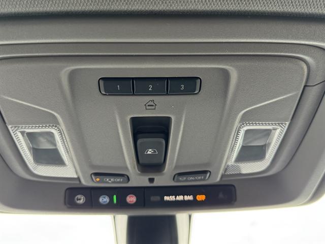 Photo of 2021 Mosaic Black Metallic Chevrolet Silverado 1500