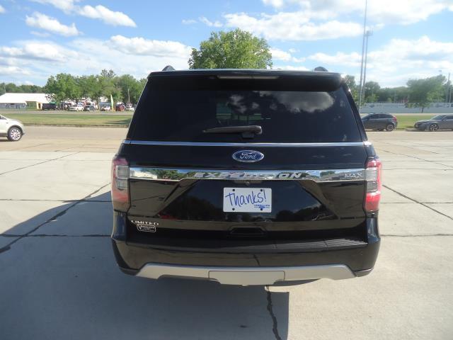 Photo of 2018 Shadow Black Ford Expedition Max