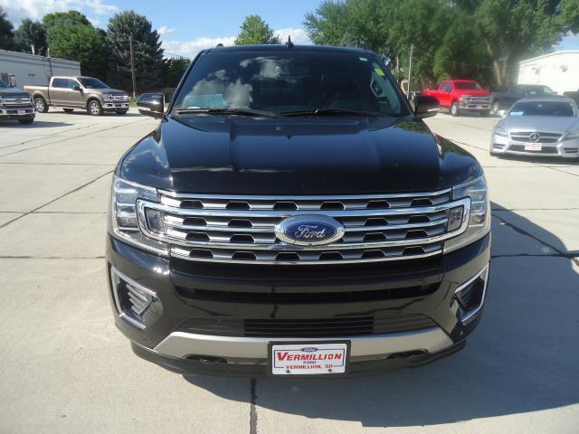 Photo of 2018 Shadow Black Ford Expedition Max