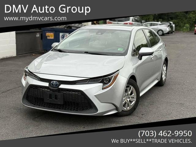 Photo of 2022 Classic Silver Metallic Toyota Corolla Hybrid