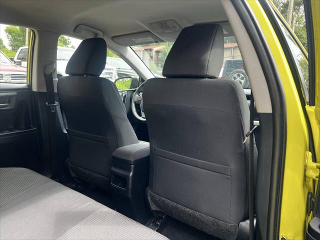 Photo of 2017 Spring Green Toyota Corolla iM
