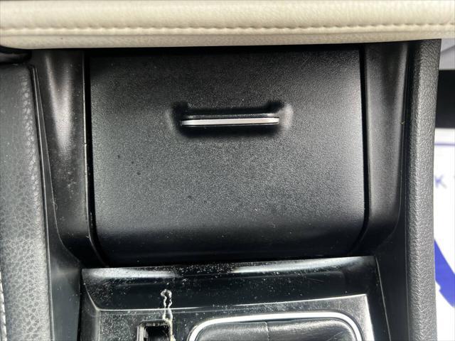 Photo of 2017 Spring Green Toyota Corolla iM