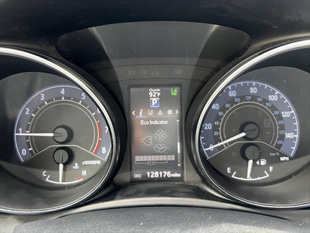 Photo of 2017 Spring Green Toyota Corolla iM