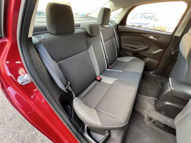 Photo of 2012 Red Ford Focus