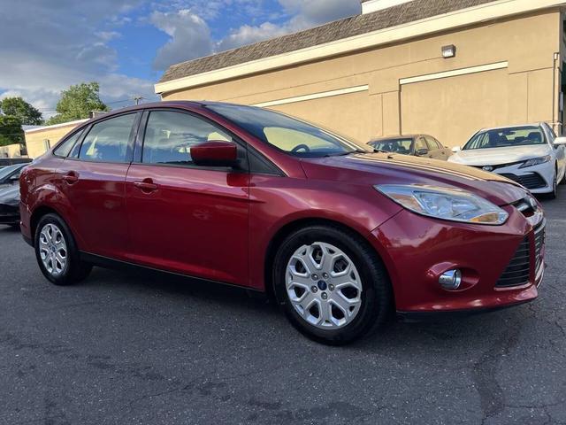 Photo of 2012 Red Ford Focus