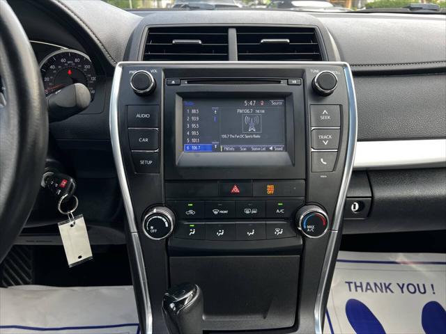 Photo of 2017 Gray Toyota Camry