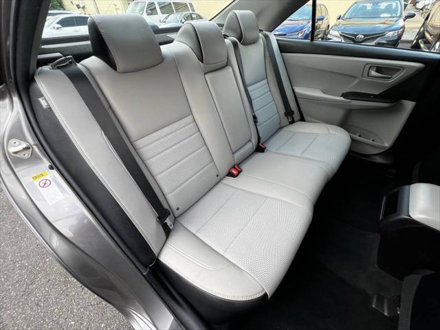 Photo of 2017 Gray Toyota Camry