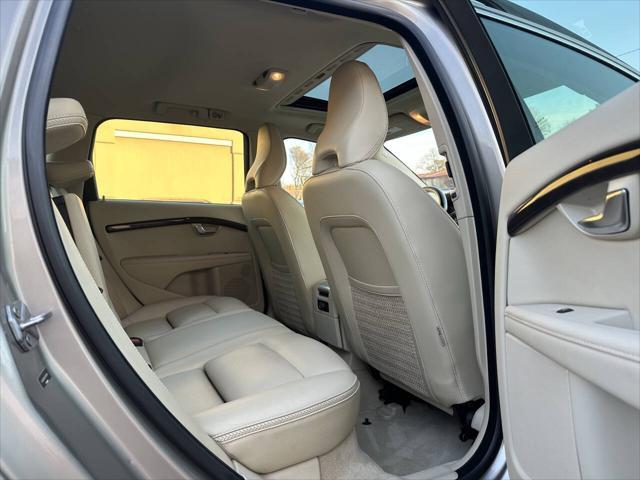 Photo of 2015 Twilight Bronze Metallic Volvo XC70