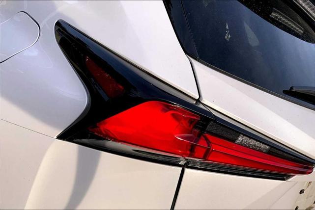 Photo of 2020 Eminent White Pearl Lexus NX 300