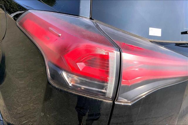Photo of 2018 Black Toyota RAV4