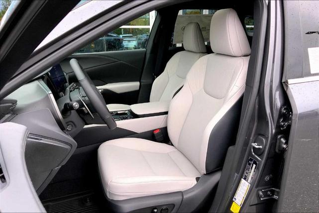 Photo of 2025 Gray Lexus RX 350