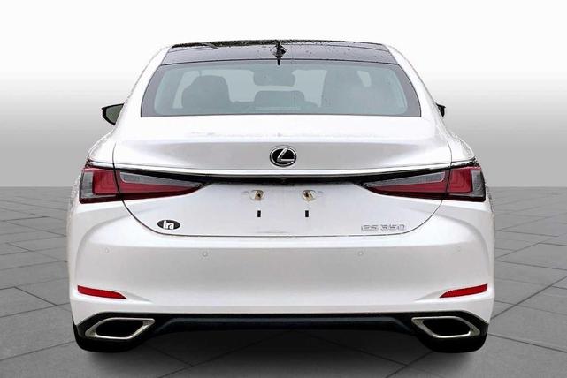 Photo of 2019 Eminent White Pearl Lexus ES 350