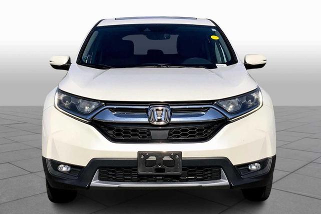 Photo of 2017 White Diamond Pearl Honda CR-V