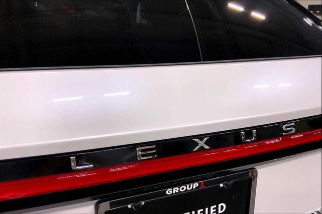 Photo of 2025 Eminent White Pearl Lexus RX 350