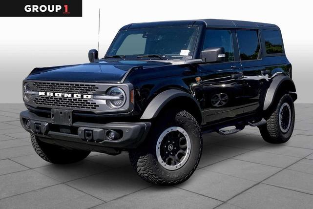 Photo of 2023 Shadow Black Ford Bronco
