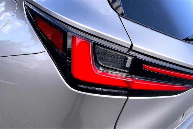 Photo of 2023 Atomic Silver Lexus NX 350
