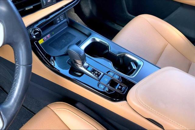 Photo of 2023 Atomic Silver Lexus NX 350