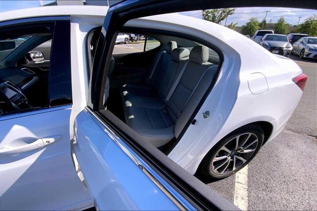 Photo of 2016 Bellanova White Pearl Acura TLX