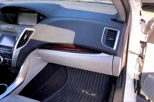 Photo of 2016 Bellanova White Pearl Acura TLX