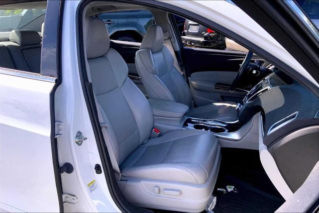 Photo of 2016 Bellanova White Pearl Acura TLX